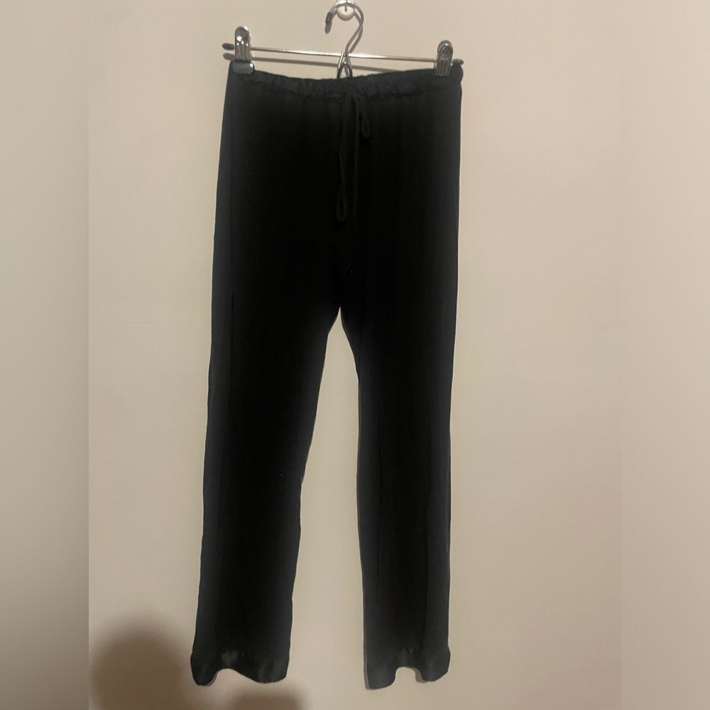 Victoria Secrets‎ body black  Drawstringpants size medium